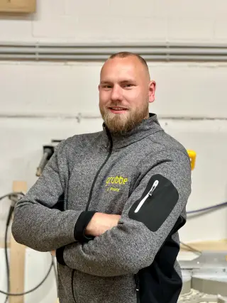 Joschua Prenz, Dachdeckerei bei Grübbel
