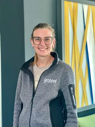 Laura Peters, Marketing und Kommunikation bei Grübbel
