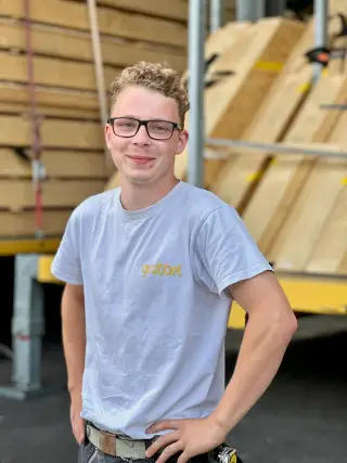Tim Skomudek, Zimmerei bei Grübbel