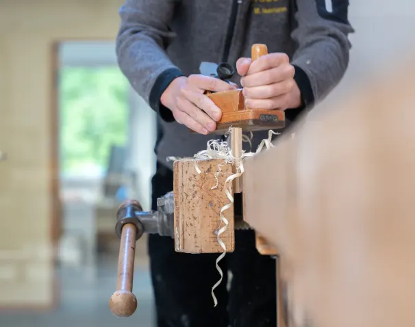 Mitarbeiter in Arbeitskleidung